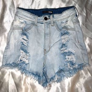Fashion nova shorts